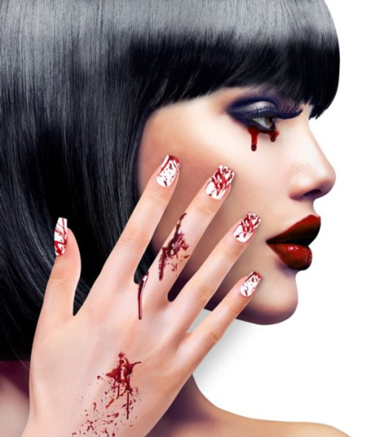 Blutige Fingernägel – Halloween Nägel