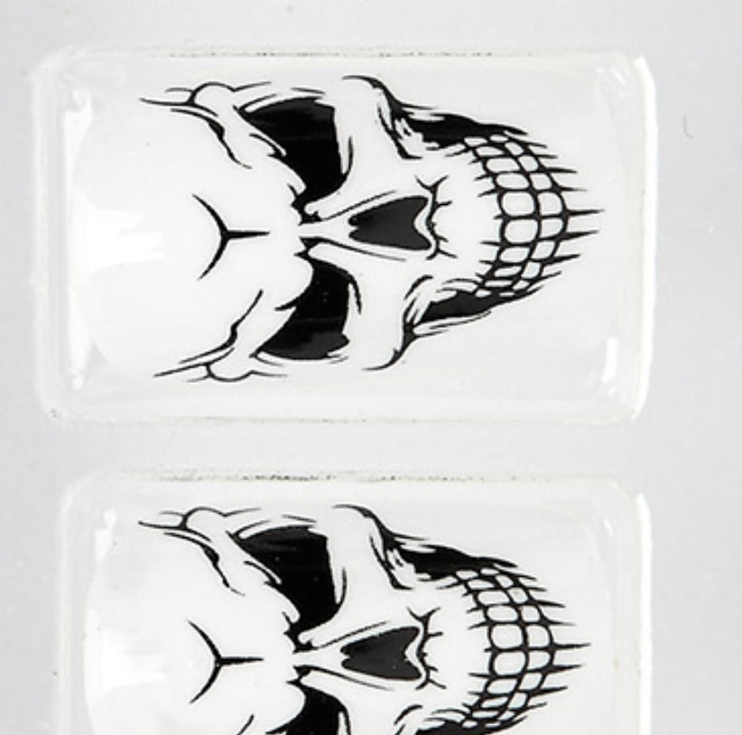 Fingernägel mit Totenkopf – Skelett Nägel