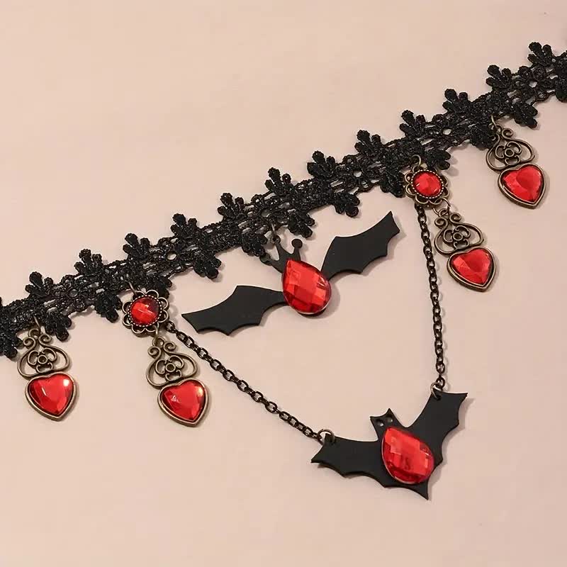 Vampir Halskette mit Strass und Fledermaus