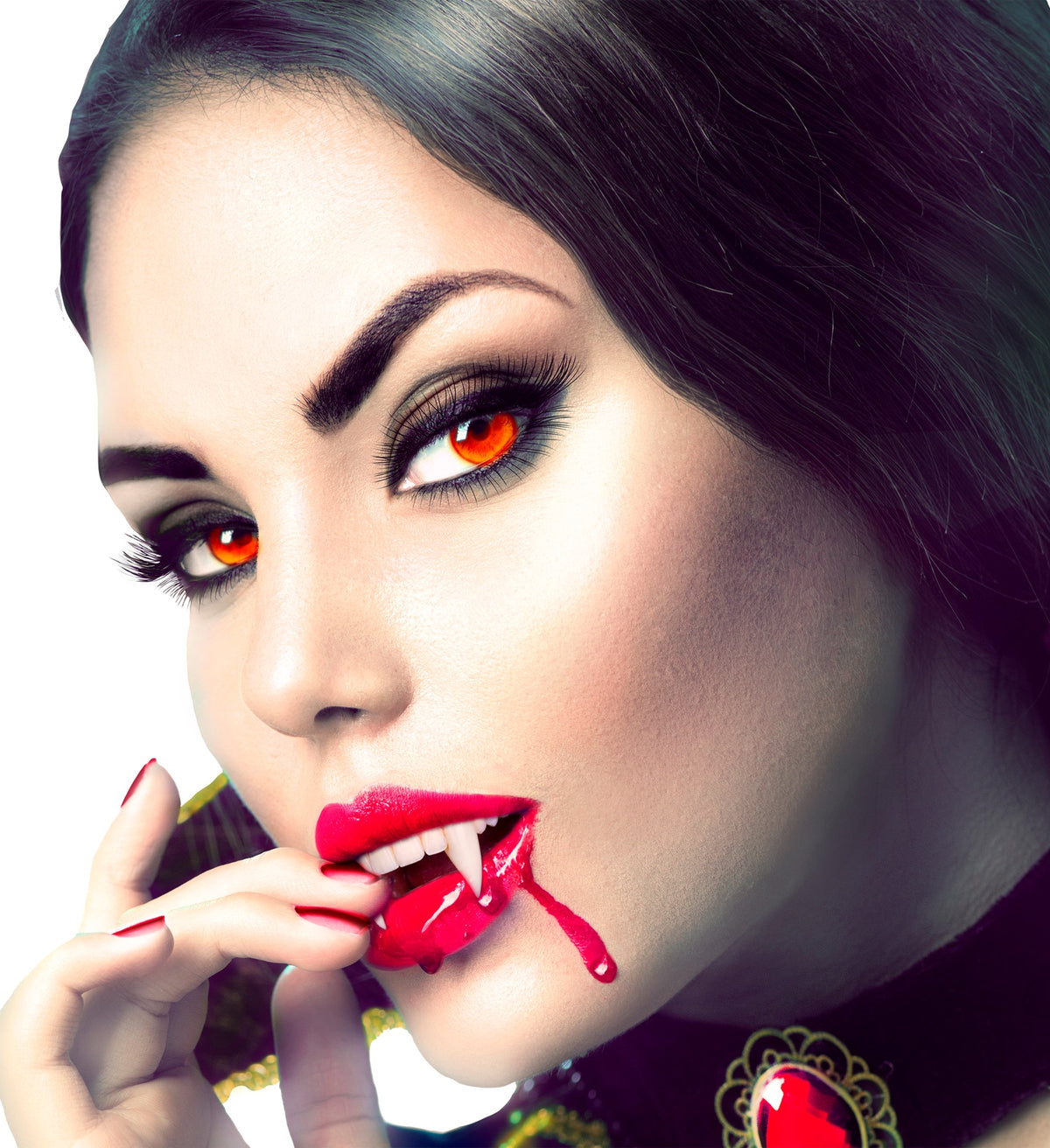 Kleber für Vampirzähne