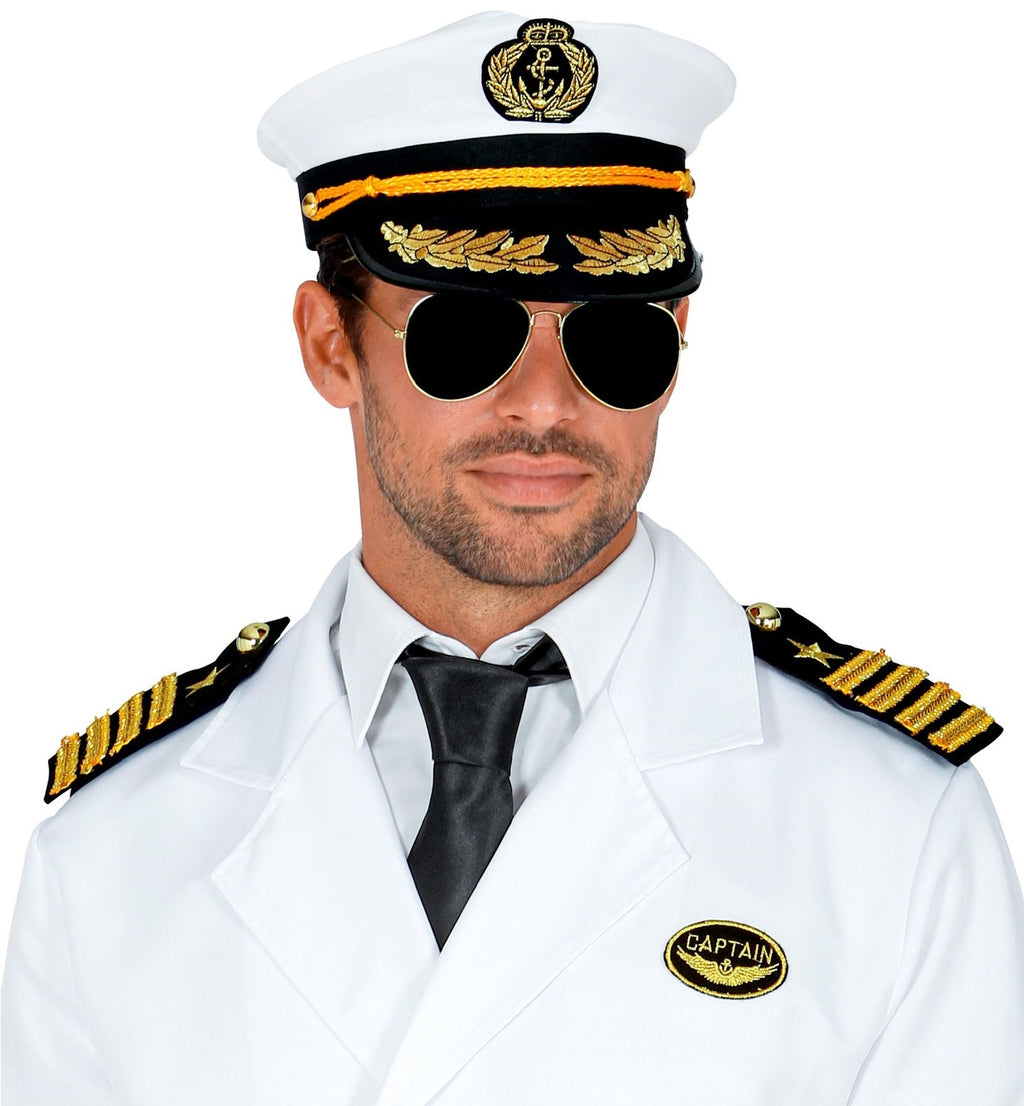 Kapitänsmütze mit Brille und Patten