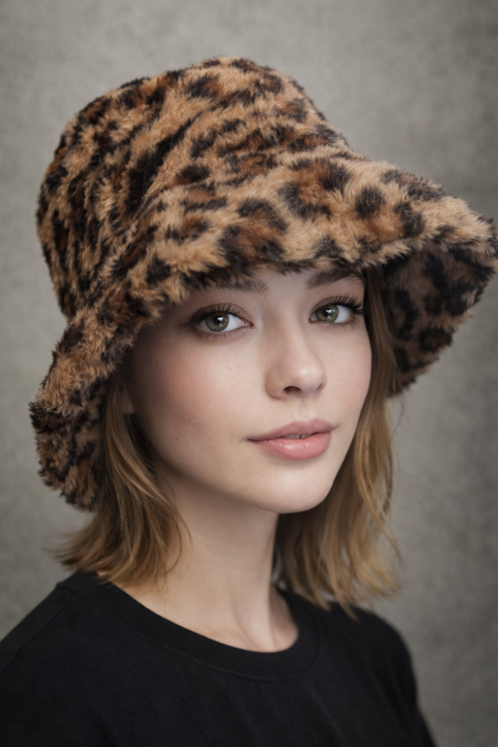 Leoparden Plüschhut mit Animal Print