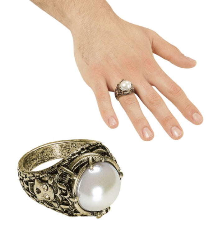 Grosser Fingerring im Retro-Stil
