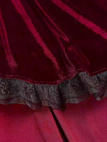 Venezianisches Samtkleid mit Spitze – Barock